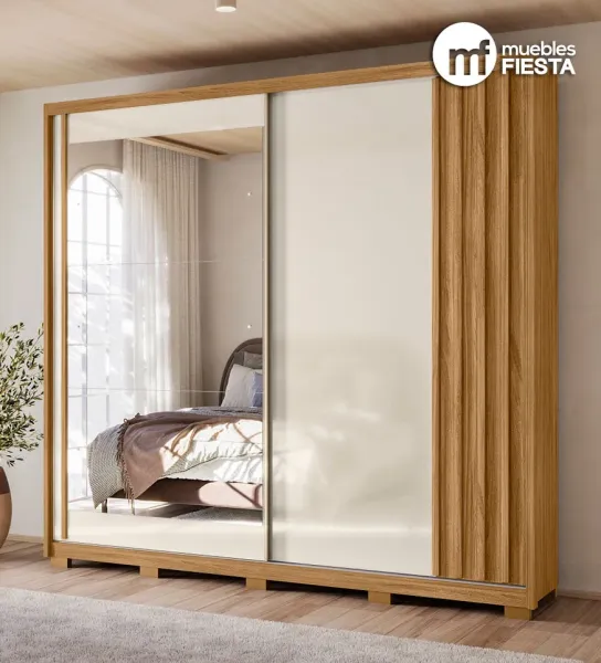 Closet Dhara